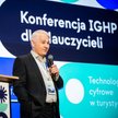 Podczas 5. konferencji dla nauczycieli sekretarz generalny i wiceprezes IGHP Krzysztof Szadurski prz