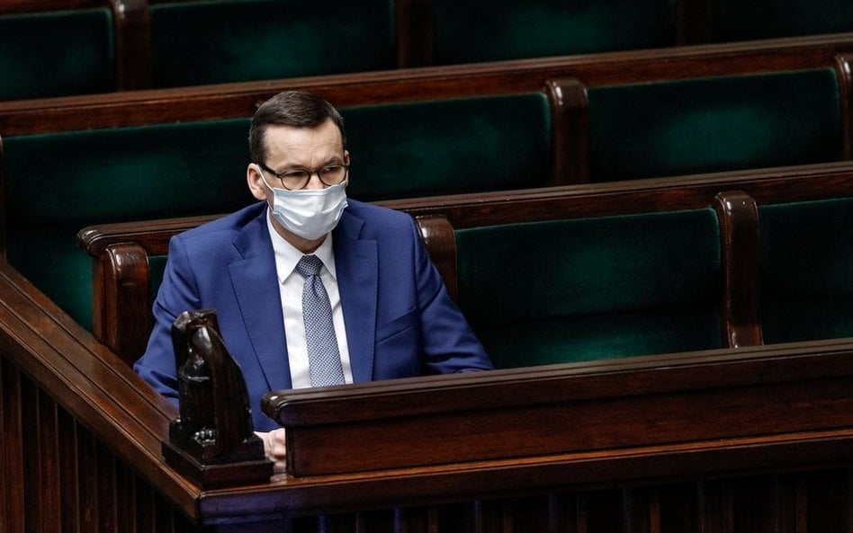 Premier szuka tarczy przed pozwami za skutki rozporządzeń przeciwepidemicznych