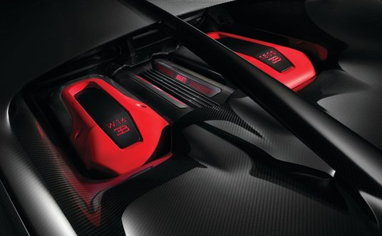 Silnik W16 Bugatti Chirona Sport