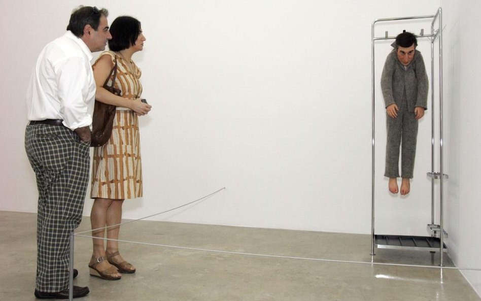 Rzeźba Cattelaniego - My jesteśmy rewolucją