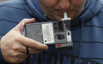 Nietrzeźwość kierowcy a funkcjonowanie tachografu - wyrok WSA w Gdańsku