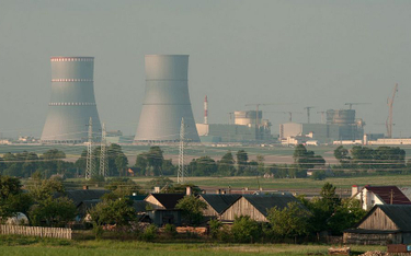Czy doszło też do przekrętów przy budowie elektrowni w Ostrowcu na Białorusi (przy granicy z Litwą)?