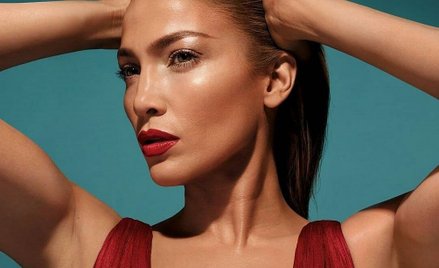 Jennifer Lopez została twarzą polskiej marki kosmetyków
