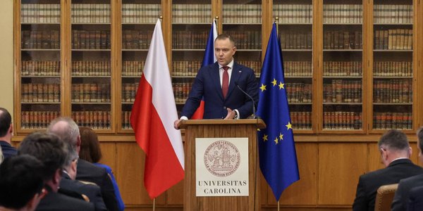 Jędrzej Bielecki: Po wystąpieniu Karola Nawrockiego w Pradze. Czy prezydent wie, czym jest UE?