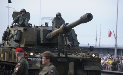 Samobieżna haubica 155 mm K9 A1 z 18. Dywizji Zmechanizowanej na defiladzie z okazji Święta Wojska P