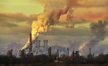 Zmniejszenie emisyjności gospodarki to jeden z celów UE. W przyszłym roku emisje CO2 mają zostać zmn