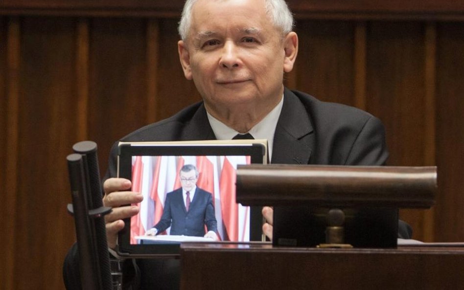 arosław Kaczyński, prezes PiS zaskoczył wszystkich. O jego tabletowym wystąpieniu pisze nawet zagran