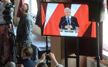 PiS (na zdjęciu prezes Jarosław Kaczyński) uznało, że ta bitwa może przynieść tylko porażkę. Ważniej