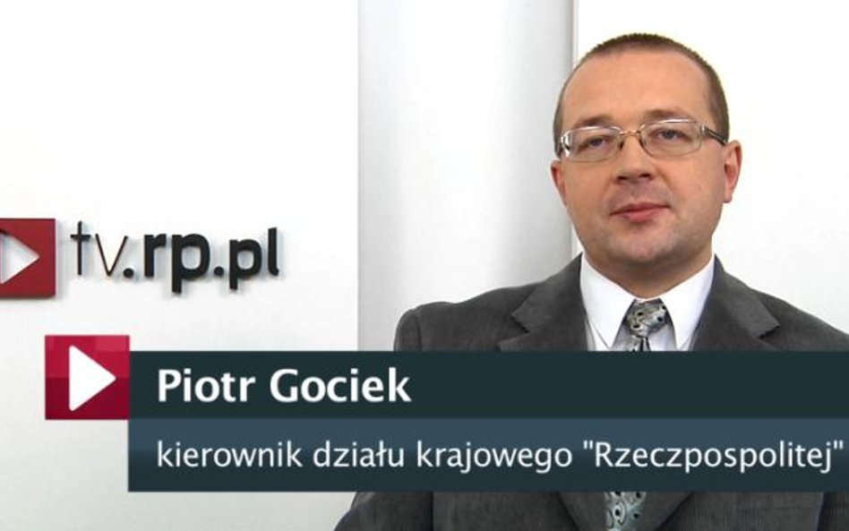 Nowa poręczna pałka na opozycję