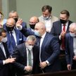 Członkowie rządu po odrzuceniu przez Sejm wniosku o wotum nieufności wobec Jacka Sasina
