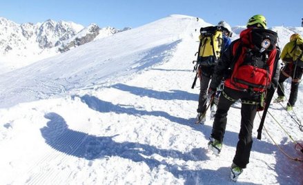 Tatry: Zamarznięte ciało turysty znalezione pod Rysami