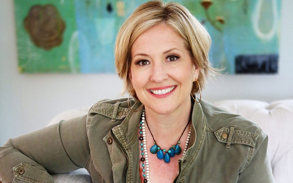 Zdaniem Brené Brown przeklinanie i modlitwa wcale się nie wykluczają.