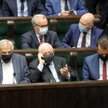 Stagnacja w sondażu. PiS utrzymuje przewagę nad KO. Spadek Polski 2050