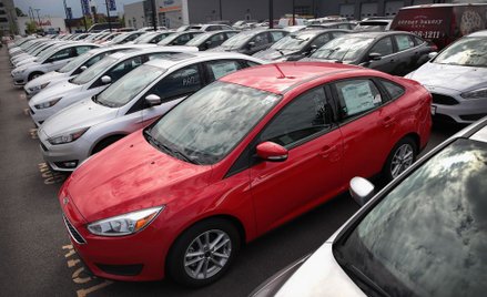 Mniejszy wzrost sprzedaży samochodów w Stanach