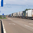 Kolejka ciężarówek na Ukrainie, czekających na wjazd do Polski. 3 sierpnia 2022