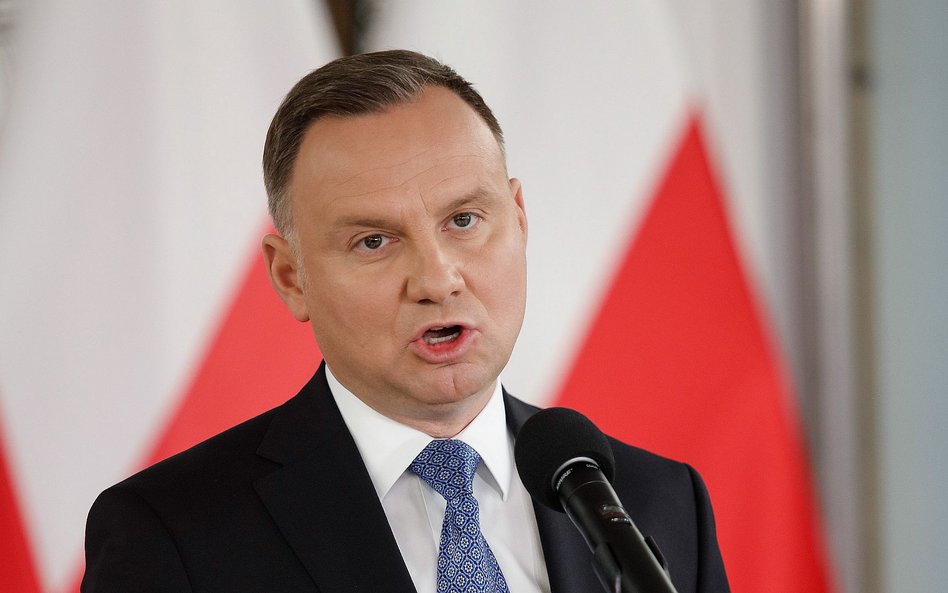 Andrzej Duda coraz surowszy dla skazanych