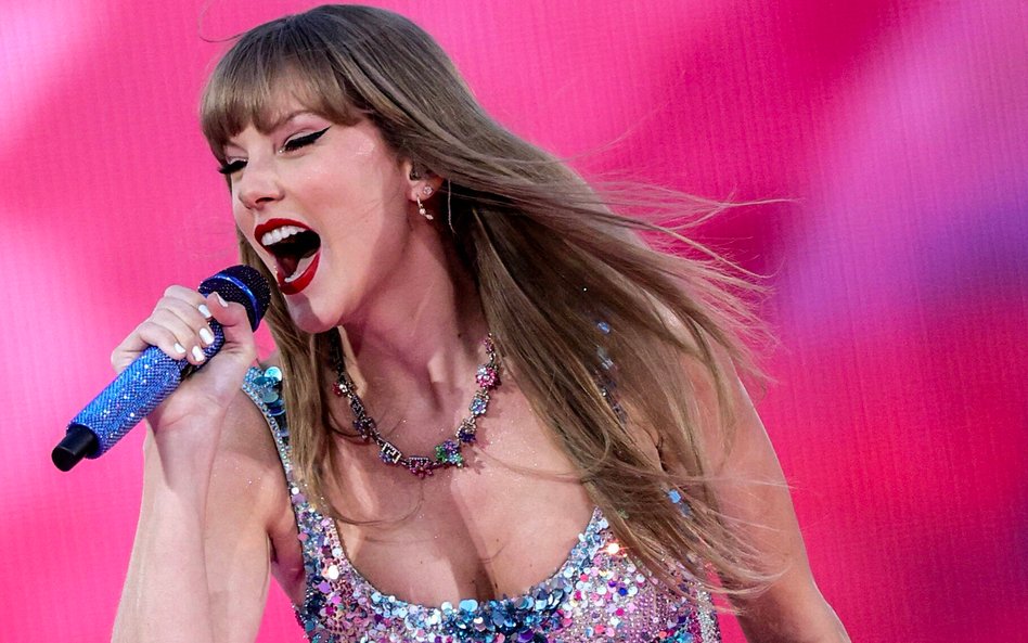 Amerykanie masowo podróżują do Europy na koncerty Taylor Swift.