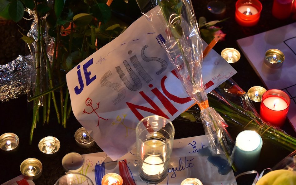 W Nicei zginęła rodzina. Tylko on przeżył