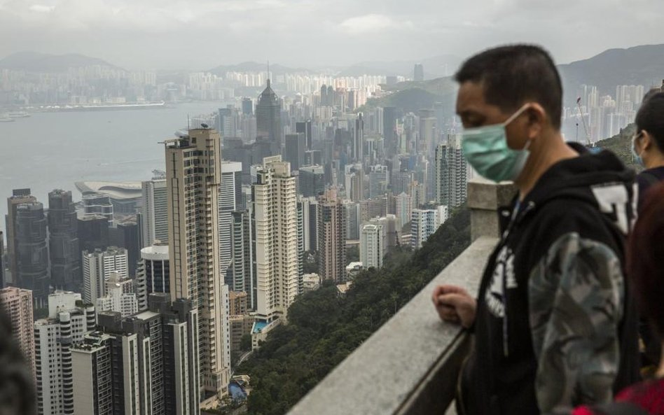 Hongkong będzie rozdawał pieniądze