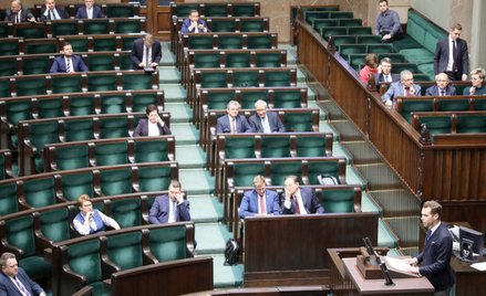 W czwartek po południu Sejm skierował ustawę o sądach do prac w komisji. W piątek najpewniej zostani