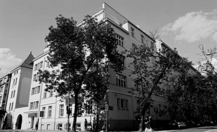 Budynek Prokuratorii Generalnej przy ul. Hożej w Warszawie.