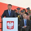 Minister spraw wewnętrznych i administracji Marcin Kierwiński oraz prezydent Andrzej Duda i pierwsza