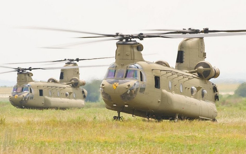 Do Powidza zostanie przywiezionych ok. 10 ciężkich dwuwirnikowych śmigłowców transportowych Chinook