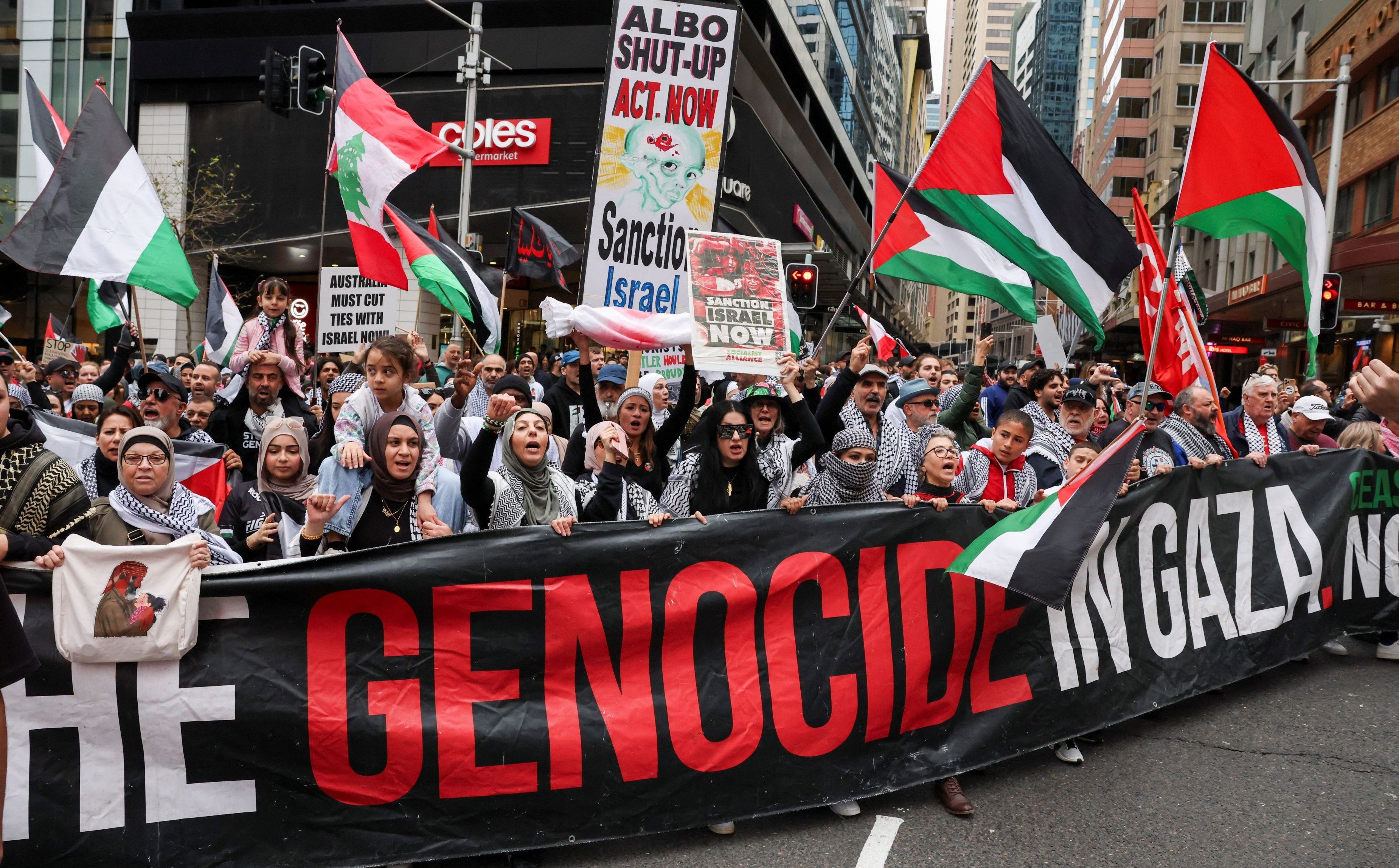„Zatrzymać ludobójstwo w Gazie”. Masowe protesty w Australii