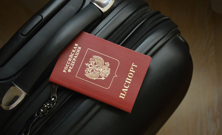 Rosyjski wiceminister o decyzjach wizowych UE: Wstyd dla oświeconej Europy