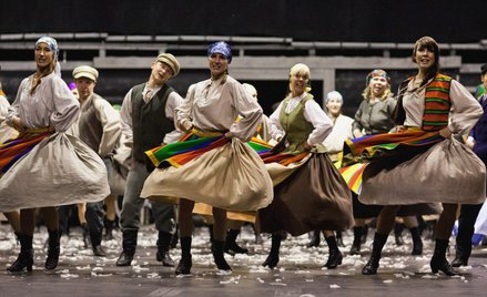 Prapremiera musicalu Chłopi Wojciecha Kościelniaka z muzyką Piotra Dziubka odbyła się 6 września w T