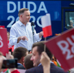Zakażeni koronawirusem na wiecu Andrzeja Dudy