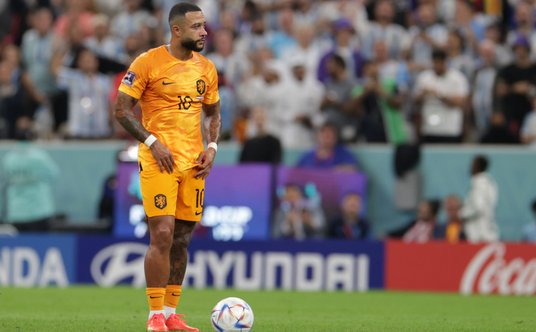 Memphis Depay w piątek zawiódł Holenderów - bohaterem został Weghorst, który go zastąpił