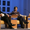 Zwolnienia dziennikarki Milne miał się domagać od Michelle Guthrie (w środku). Ostatecznie to Guthri