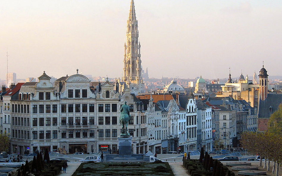 15 października - Porozumienie o finansowaniu budowy połączenia gazowego między Polską a Litwą podpi