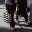 Perfumy kupujemy i online, w tradycyjnych drogeriach takich jak Sephora.