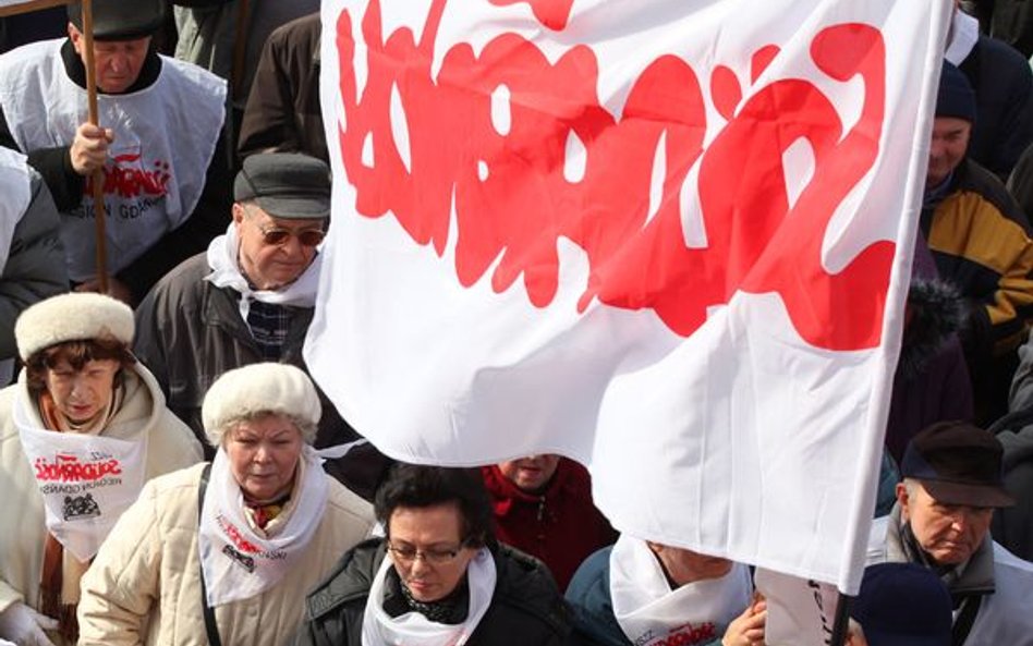 Publiczne radio cenzuruje antyrządowy spot "Solidarności"