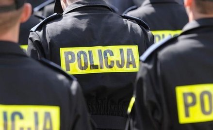 Policjant umieszczał w sieci drastyczne zdjęcia z interwencji