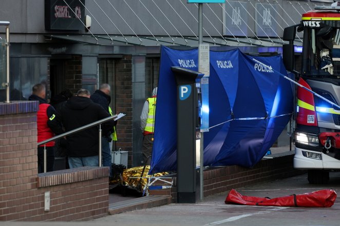 W wyniku pożaru śmierć poniosło czterech pracowników firmy remontowej: dwóch obywateli Polski w wiek