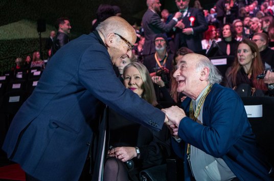 Reżyser Volker Schloendorff i operator filmowy Peter Biziou podczas gali otwarcia 31. edycji Międzyn