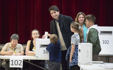 Kanada: Partia Trudeau wygrywa, ale nie ma większości