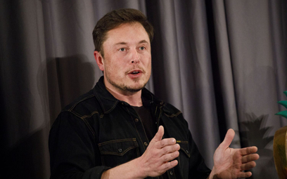 Należąca do Elona Muska Tesla będzie akceptować bitcoina jako formę płatności za elektryczne samocho