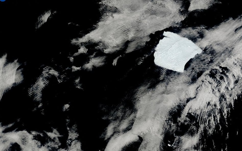 Zdjęcie satelitarne NASA przedstawiającę górę lodową A23a.