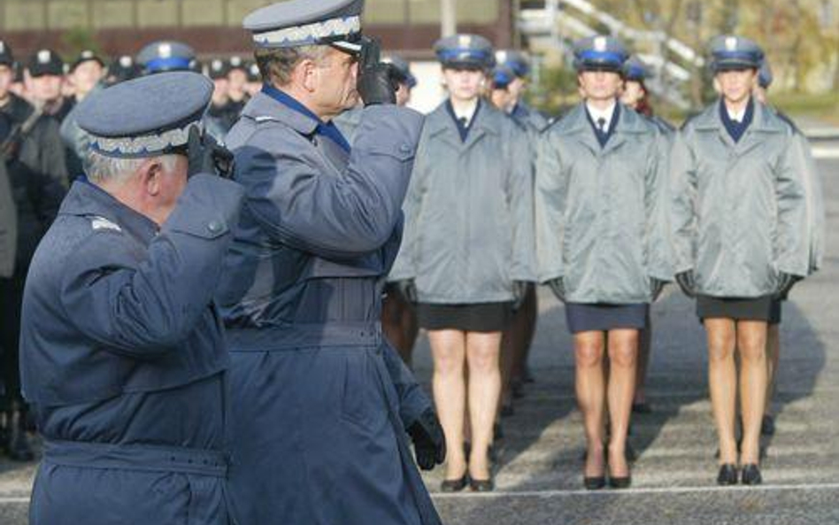 Policja: Od 15 października łatwiej o awans na stopnie generalskie