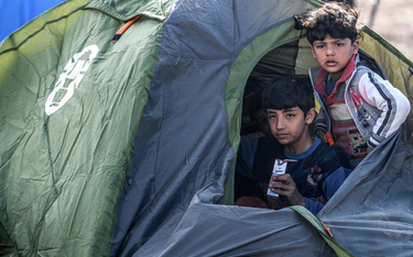 Dzieci czekają w Turcji na kolejną próbę sforsowania granicy