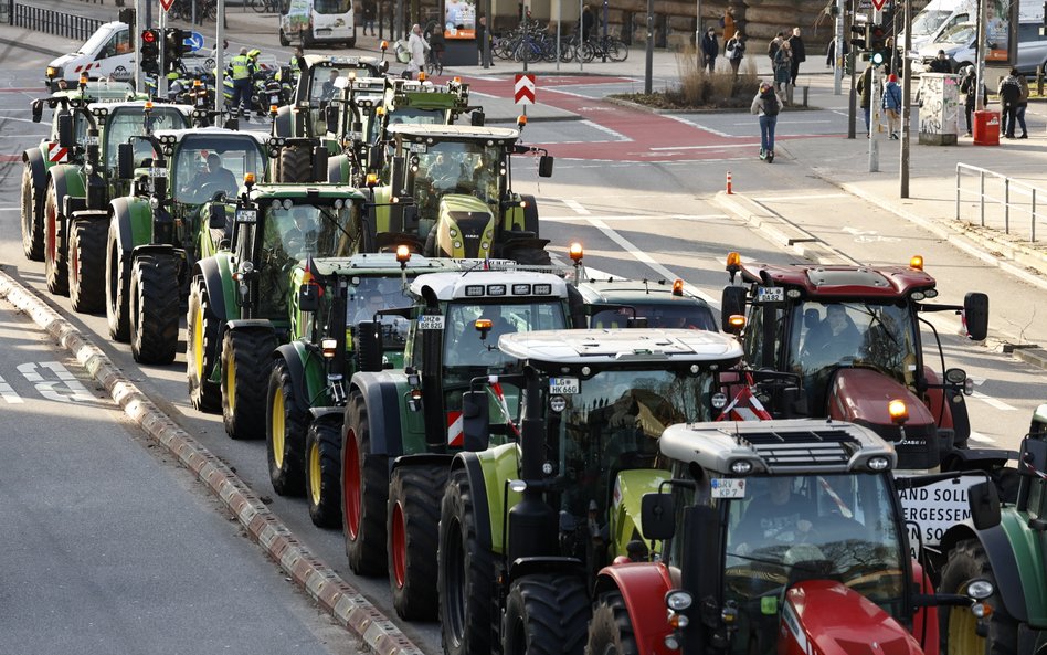 Fala strajków paraliżuje Niemcy. Ofensywa transportowców i rolników