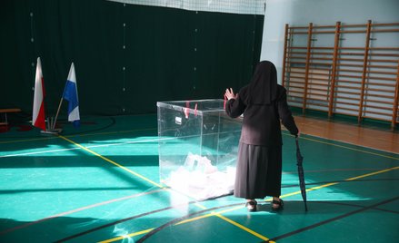 Głosowanie w wyborach na prezydenta Krakowa