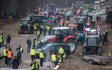 Protest rolników w okolicy węzła Kraśnik Pułankowice/Lasy na drodze S19, 29 bm. Rolnicy z całej Pols