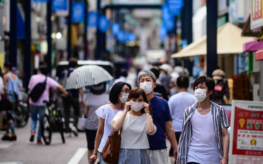 Japonia: 10 dni z rzędu z ponad 900 zakażeniami koronawirusem