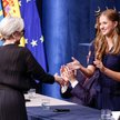 Meryl Streep odebrała Nagrodę Fundacji Księżniczki Asturii z rąk księżniczki Eleonory.