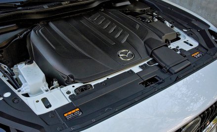 Mazda pracuje nad silnikiem, który pochłania więcej CO2, niż emituje